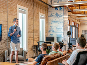 Arkusz z tworzywa sztucznego PP / PESheet Rolki do tacek na żywność Arkusz z tworzywa sztucznego PP / PESheet Rolki do tacek na żywność